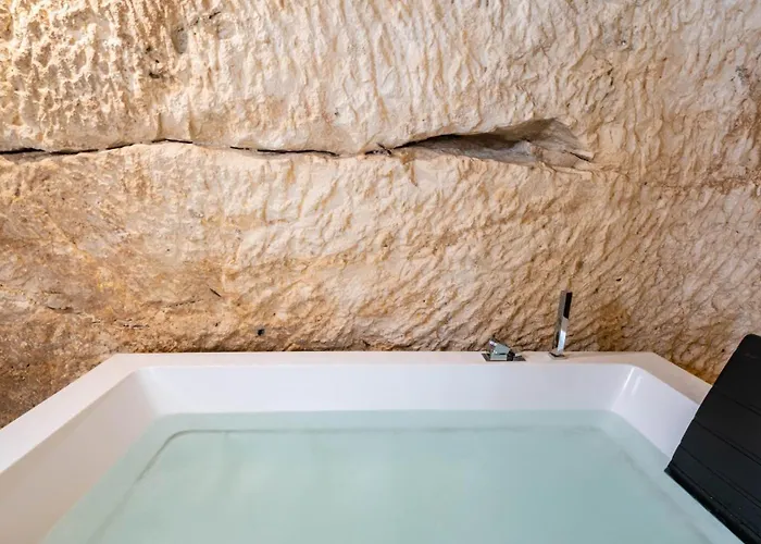La Grotta Del Relax By Rentbeat