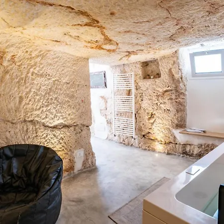 בית נופש La Grotta Del Relax By Rentbeat